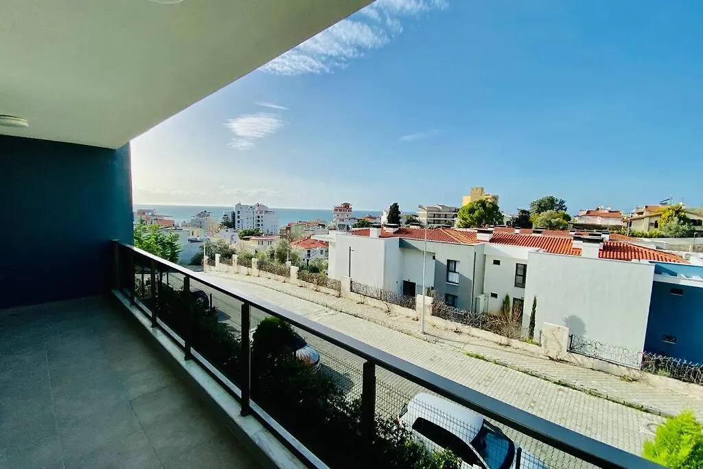 Kusadasi'Nda 1+1 Yazlik Daire Olea Apartament Kusadası