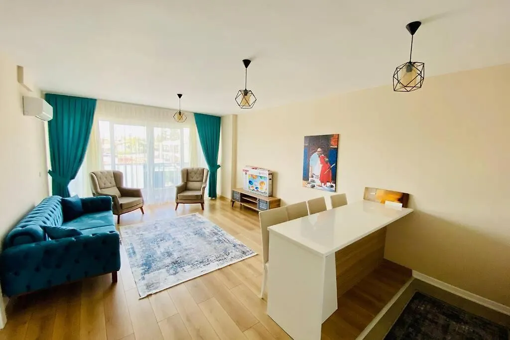 Kusadasi'Nda 1+1 Yazlik Daire Olea Apartament Turcja