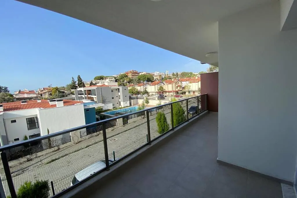 Kusadasi'Nda 1+1 Yazlik Daire Olea Apartament